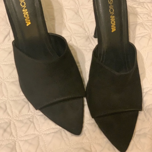 Heels - Picture 2 of 2